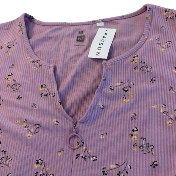 Me‎ too we lilac zip front cropped light sweater with floral flowers size large - Picture 3 of 7